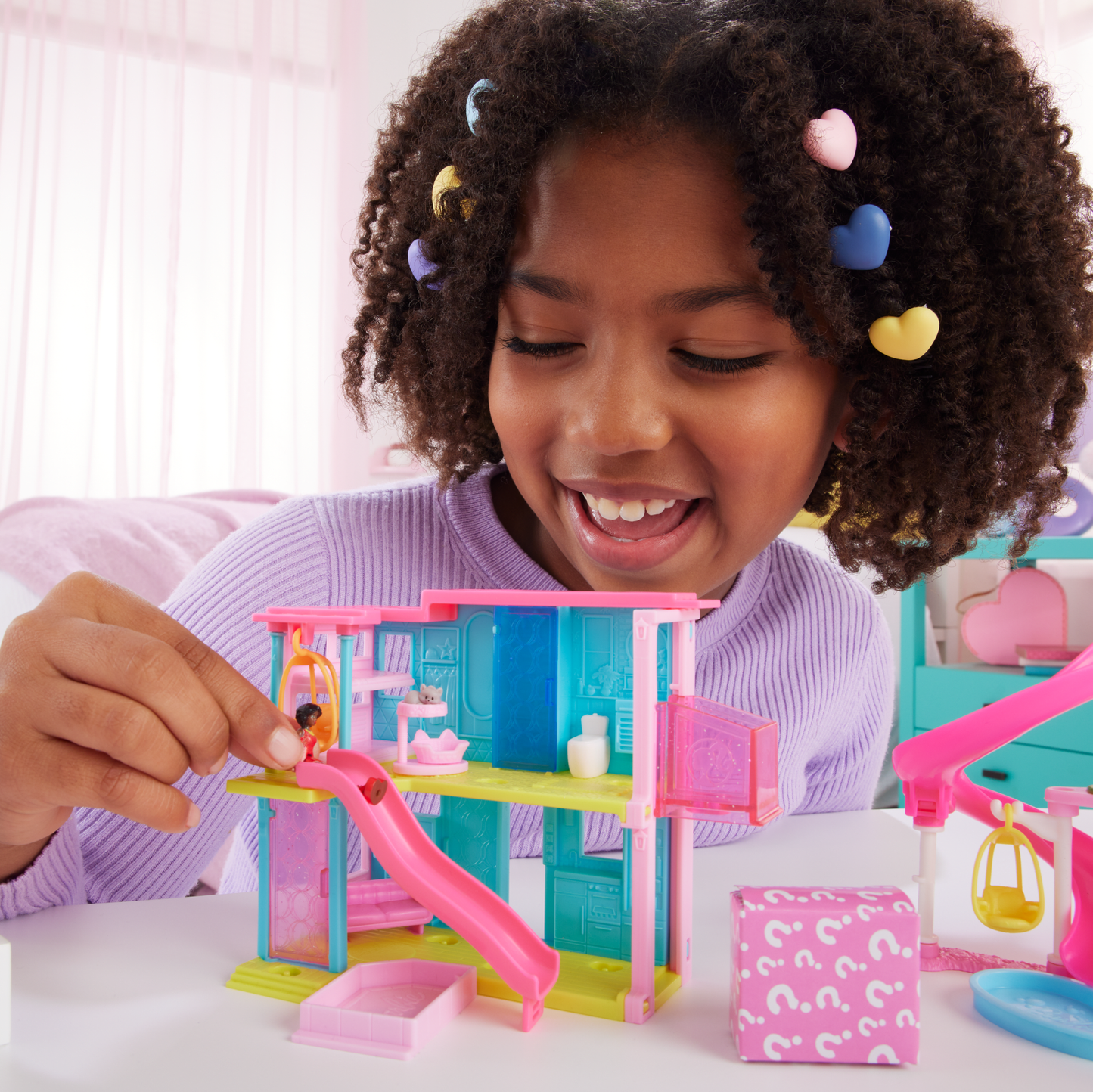 Barbie Mini Barbieland Doll House Playsets With 1.5-inch Doll, Furniture & Accessories